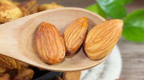 巴旦木和杏仁的区别？是什么？