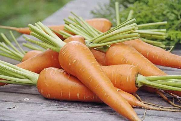 胡萝卜和红萝卜的区别