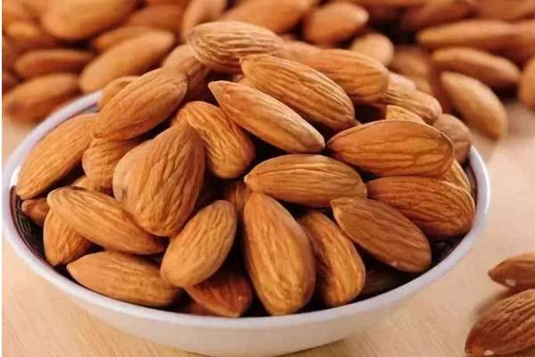 苦杏仁有毒吗？