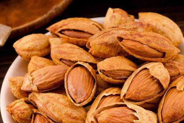 巴旦木和杏仁的区别？是什么？