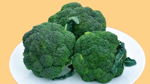 西兰花变黄了还能吃吗？