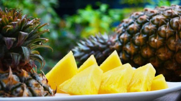 凤梨和菠萝的区别？