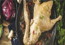 鸭皮上的黑毛怎么去除