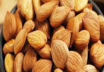 苦杏仁能不能生吃 苦杏仁有什么吃法