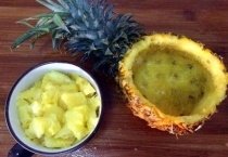 菠萝上有斑点像虫卵的是什么？