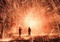 打铁花和打树花的区别？是什么？