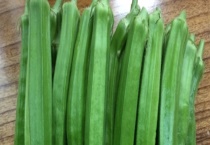 可以生吃绿秋葵吗 绿秋葵和红秋葵有什么区别？？