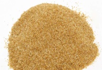 影响饲料安全的主要因素 主要有三个方面