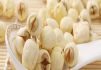 莲藕子可不可以生吃 莲藕的贮藏方法有哪些？