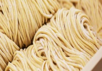 面里有虫还能不能吃 长虫的原因是什么？