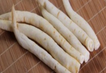 南沙参与北沙参的区别？ 外观和功效均不同