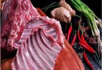 不适宜与羊肉同食的食物有哪些 羊肉有哪些家常做法