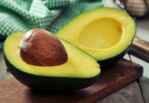 牛油果泡水几天能发芽