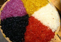 五色饭用的草药是什么？