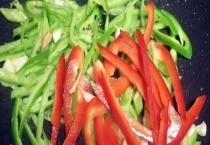 青椒红椒的区别？
