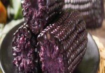 紫玉米掉色是正常的吗？