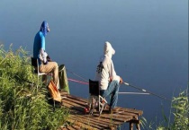 春天钓深水还是浅水 如何选择钓点