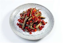 泥鳅吃什么饲料