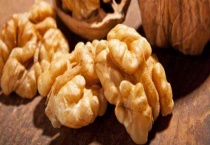 核桃油多少钱一斤 附核桃的营养价值和挑选多久？