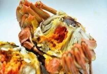 蟹黄发绿怎么回事