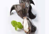 菱角能不能吃生的 菱角有哪些功效与作用 菱角怎样剥壳